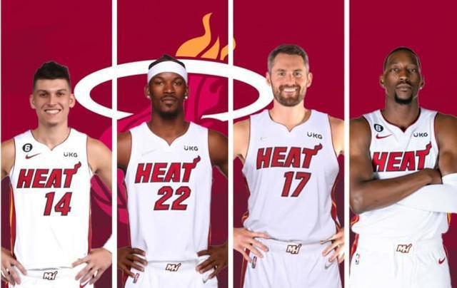 欧冠赛场精彩瞬间：巴萨主场2-0取胜,（欧冠高光时刻：巴萨坐镇主场2-0告捷）