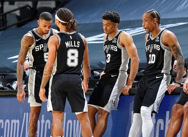 卢指导：我不喜欢看到这样的结局，快船的困境不是保罗的责任（卢指导：不愿见此结局，快船困境不在保罗）