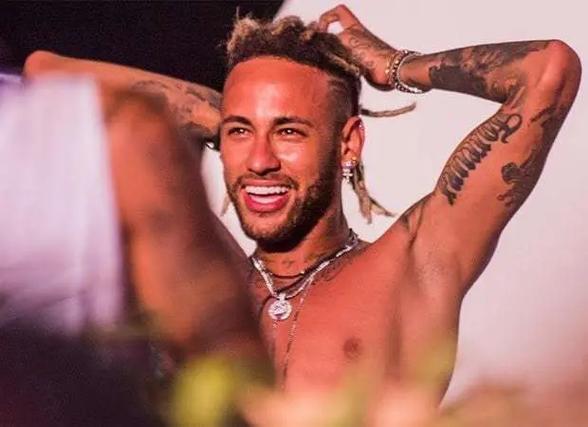 末节33-10！浙江男篮21分大胜深圳，吴前22+6刘泽一17+5，老将周鹏低迷（末节33-10掀翻局势 浙江男篮21分胜深圳 吴前22+6刘泽一17+5 周鹏低迷）