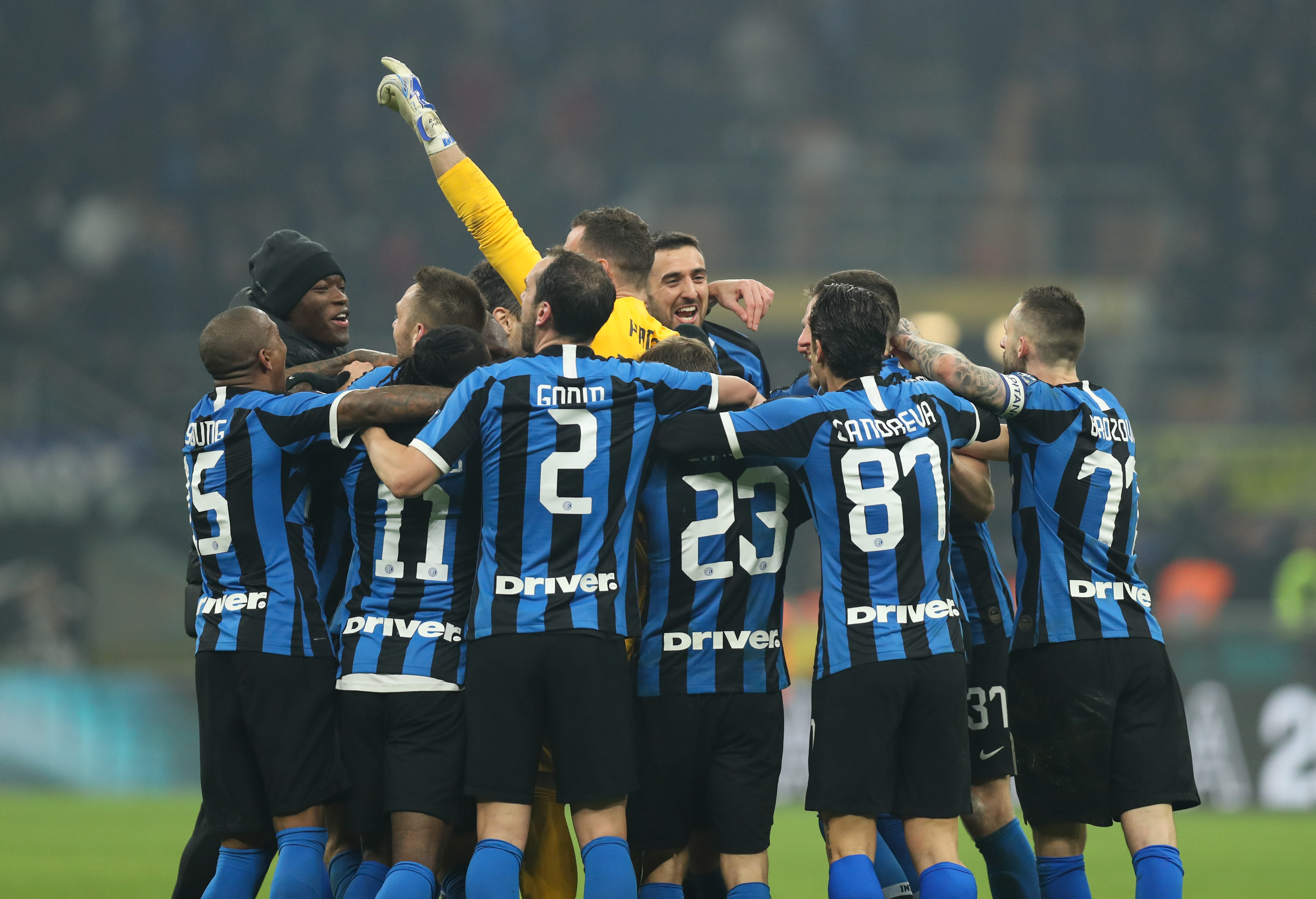 1-3！1-1！英超冷门夜：2大豪门不胜 阿森纳渔翁得利 争冠仅剩1对手（1-3与1-1！英超爆冷夜：两豪门未胜 阿森纳坐收渔利 争冠只剩一对手）